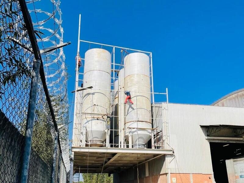 Infraestructura — montaje de silos